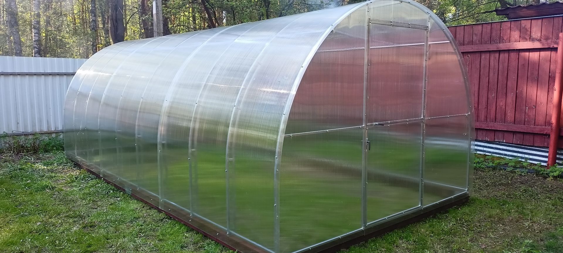 Арочная теплица 3 × 6 × 2,1 м